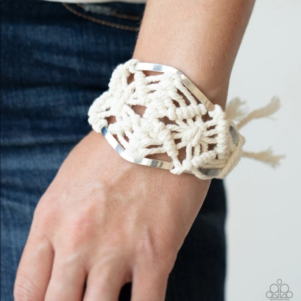 Macrame Mode - Picture 2 of 3